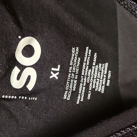 SO Scoop Neck Cropped Cami Tank Top Black Size XL - Picture 2 of 3